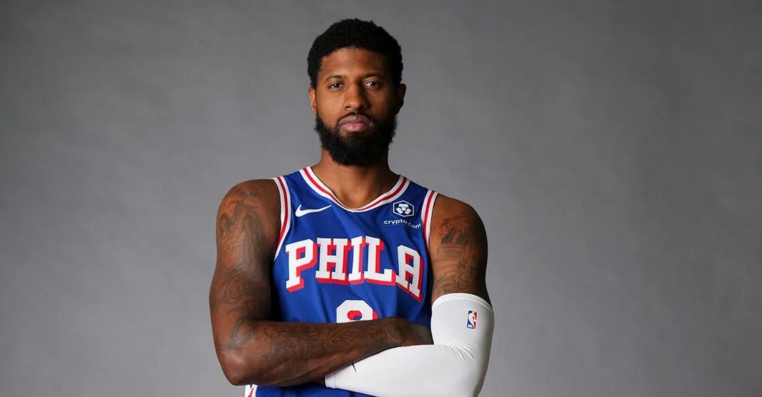 篮球勇士球员训练营表现亮眼（勇士队球员在训练营中表现出色）