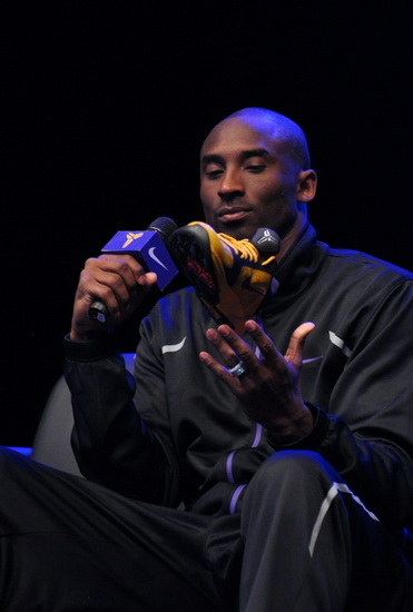 邮报：纽卡已知晓谢什科愿意加盟，埃迪-豪对其也充满信心（邮报：纽卡已知谢什科愿投，埃迪-豪对这笔引援信心十足）