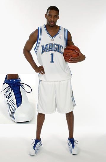 前米兰门将：圣地亚哥很难在意甲立足；球队真的很缺一名中锋（米兰旧将：圣地亚哥难在意甲站稳脚跟，球队亟需中锋）