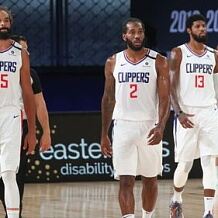 美记：字母哥今年夏天向队友透露，自己已接近转会尼克斯（美媒：字母哥今夏曾告知队友，自己距离转投尼克斯仅一步之遥）