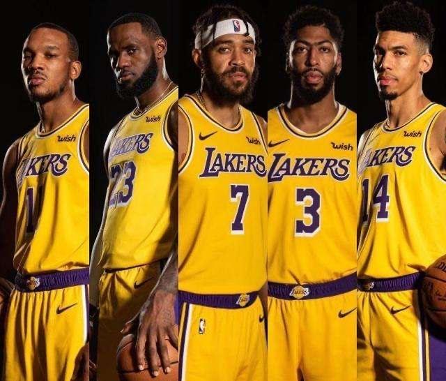 梅西抵达印度！被高喊梅西！有球迷表示为了看梅西愿意离婚！（梅西抵达印度，现场呼声震天：有球迷称为见他愿离婚）