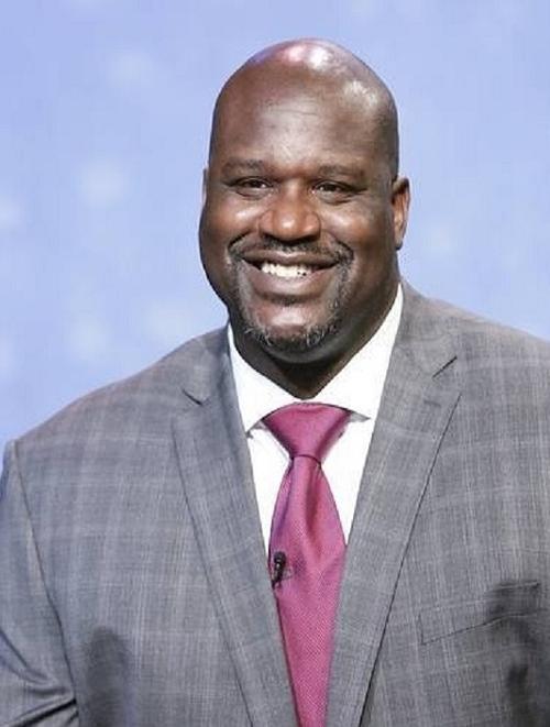 萨顿认为这将是“周末最佳比赛”，但他与希勒对桑德兰对阵纽卡斯尔的看法不同。（萨顿称桑德兰对纽卡斯尔将是“周末焦点战”，但与希勒看法相左）