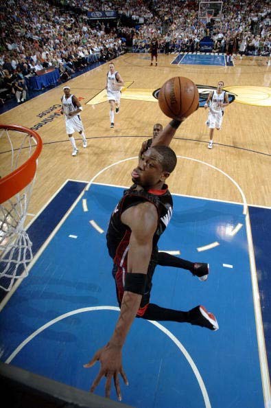 马卡：皇马患有“姆巴佩依赖症”，进攻模式重复且单一（马卡报：皇马过度依赖姆巴佩，进攻套路单一且雷同）